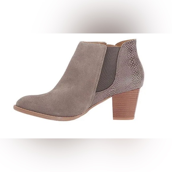 VIONIC Anne Ankle Boots Shoes Booties Suede Beige Snakeskin Print Side Zip - Picture 2 of 11